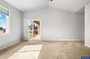 4722 Royal Dr NE, Albany, OR 97321 - Photo 17