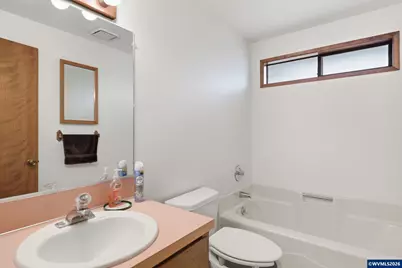 1305 Mulberry Dr, Woodburn, OR 97071 - Photo 23