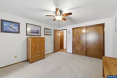 1305 Mulberry Dr, Woodburn, OR 97071 - Photo 13