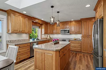 1423 35th Av NW, Salem, OR 97304 - Photo 9