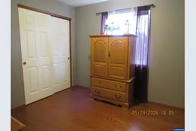 553 SW Kingwood Av, Mill City, OR 97360 - Photo 9