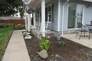 553 SW Kingwood Av, Mill City, OR 97360 - Photo 21