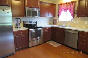 553 SW Kingwood Av, Mill City, OR 97360 - Photo 3