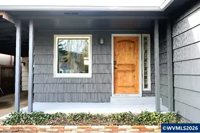 1298 Filbert St, Lebanon, OR 97355 - Photo 3