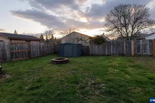 1298 Filbert St, Lebanon, OR 97355 - Photo 17