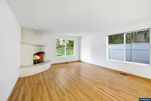 1035 Chestnut St NW, Salem, OR 97304 - Photo 17