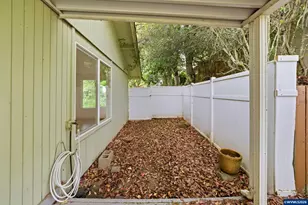 1035 Chestnut St NW, Salem, OR 97304 - Photo 27
