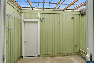 1035 Chestnut St NW, Salem, OR 97304 - Photo 29