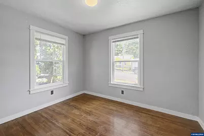 955 SE Gaither Wy, Toledo, OR 97391 - Photo 21
