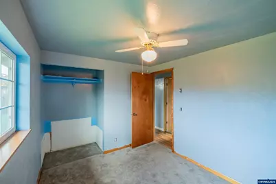 905 Ash St, Brownsville, OR 97327 - Photo 33