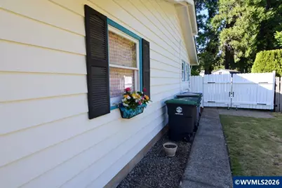 705 Ventura St N, Keizer, OR 97303 - Photo 3