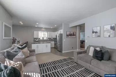 1161 Little John Lp NW, Salem, OR 97304 - Photo 23
