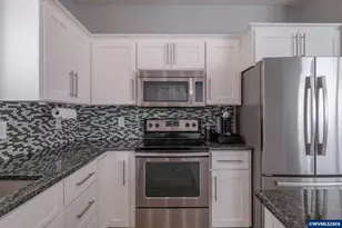 1161 Little John Lp NW, Salem, OR 97304 - Photo 13