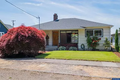 1137 N 4th St, Stayton, OR 97383 - Photo 1