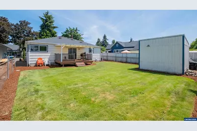 1137 N 4th St, Stayton, OR 97383 - Photo 21