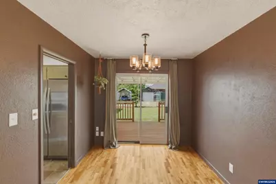 1137 N 4th St, Stayton, OR 97383 - Photo 7