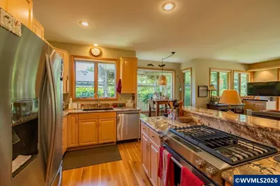 2548 NW Maser Dr, Corvallis, OR 97330 - Photo 13