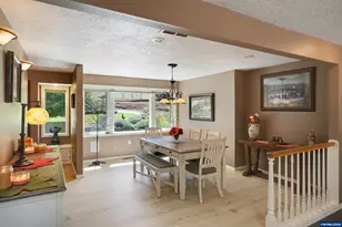 6135 Skyline Rd S, Salem, OR 97306 - Photo 9