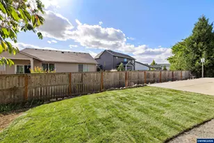 1271 Brown St, Woodburn, OR 97071 - Photo 11