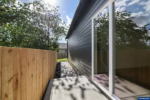 1271 Brown St, Woodburn, OR 97071 - Photo 7