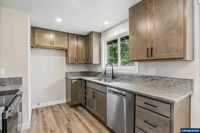 4146 Cranston St SE, Salem, OR 97317 - Photo 17