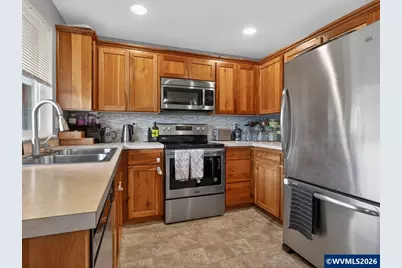 1064 Turtledove Lp, Lebanon, OR 97355 - Photo 11