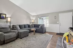 1064 Turtledove Lp, Lebanon, OR 97355 - Photo 5