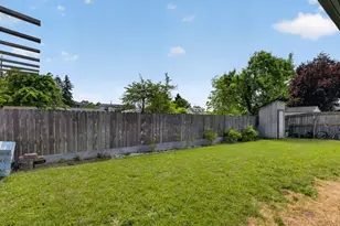 1064 Turtledove Lp, Lebanon, OR 97355 - Photo 23
