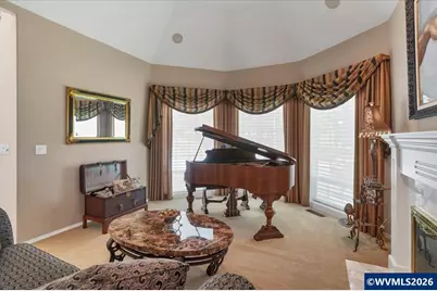 852 Hylo Rd SE, Salem, OR 97306 - Photo 15