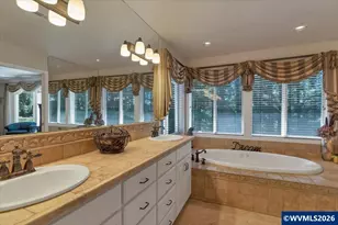 852 Hylo Rd SE, Salem, OR 97306 - Photo 29
