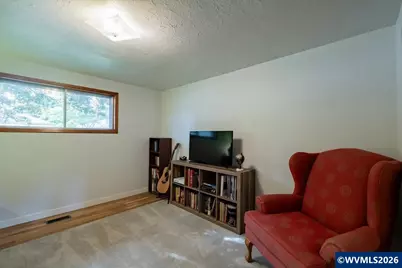 4472 Coloma Dr SE, Salem, OR 97302 - Photo 17