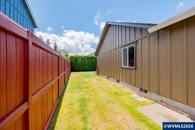 3802 Somerset Dr NE, Albany, OR 97322 - Photo 37