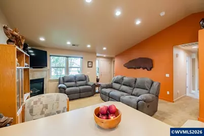 3802 Somerset Dr NE, Albany, OR 97322 - Photo 15