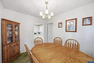 1285 E Ellendale Ave, Dallas, OR 97338 - Photo 17