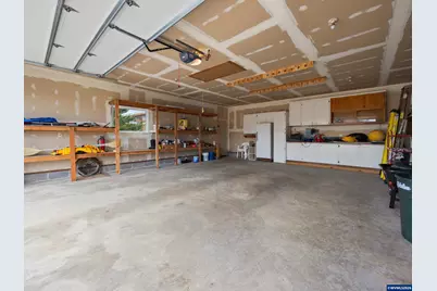 109 NW Sunset Wy, Waldport, OR 97394 - Photo 41