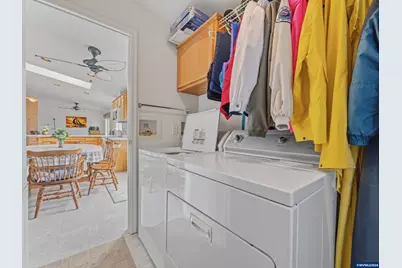 109 NW Sunset Wy, Waldport, OR 97394 - Photo 39