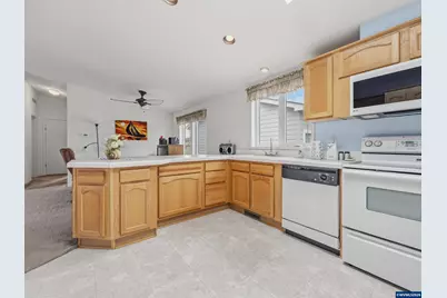 109 NW Sunset Wy, Waldport, OR 97394 - Photo 13