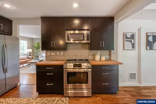 10165 SW Walker Rd, Beaverton, OR 97005 - Photo 15