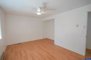 1043 26th Ct, Sweet Home, OR 97386 - Photo 13