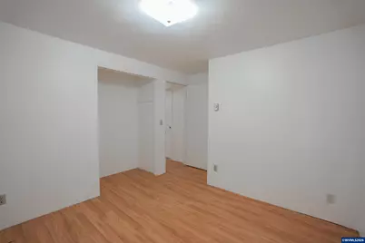 1043 26th Ct, Sweet Home, OR 97386 - Photo 17