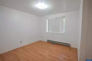1043 26th Ct, Sweet Home, OR 97386 - Photo 15
