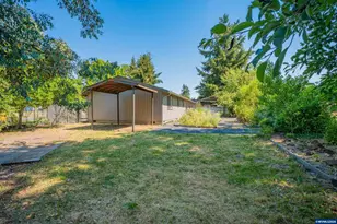 1043 26th Ct, Sweet Home, OR 97386 - Photo 25