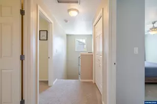 647 NE Autumn Ridge Dr, McMinnville, OR 97128 - Photo 21