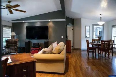 3262 Jory St, Woodburn, OR 97071 - Photo 9