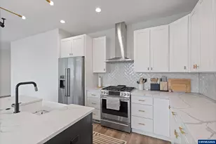 34980 Lahaina Loop Rd, Pacific City, OR 97135 - Photo 15