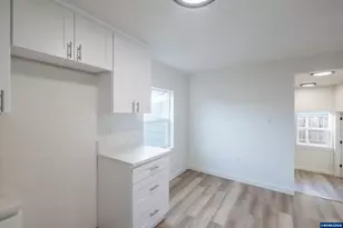 2194 Vaughn Ave NE, Salem, OR 97301 - Photo 7