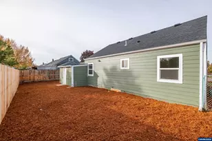2194 Vaughn Ave NE, Salem, OR 97301 - Photo 21