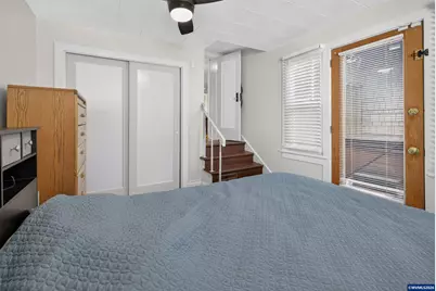 196 23rd St SE, Salem, OR 97301 - Photo 7