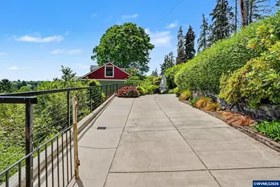 11 NW Edgewood Dr, Corvallis, OR 97330 - Photo 45