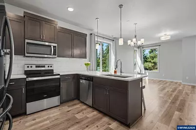 3971 Village Center Dr SE, Salem, OR 97302 - Photo 11